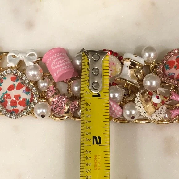 💖NWT💖 Betsey Johnson BABYCAKES CLUSTER BRACELET PINK - Picture 11 of 12